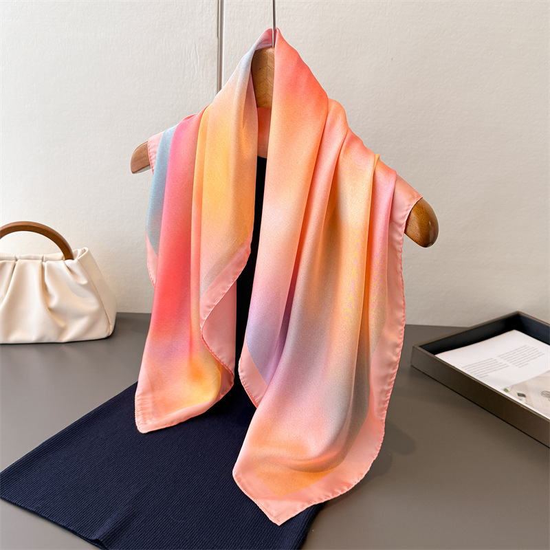 Дизайнерский модный квадратный – обзор и цена Scarf Silk Square