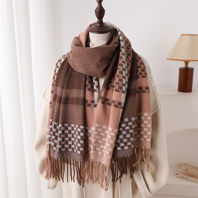 Роскошный брендовый кашемировы – обзор и цена Woven Scarf Blanket